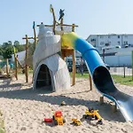 355, Seepark