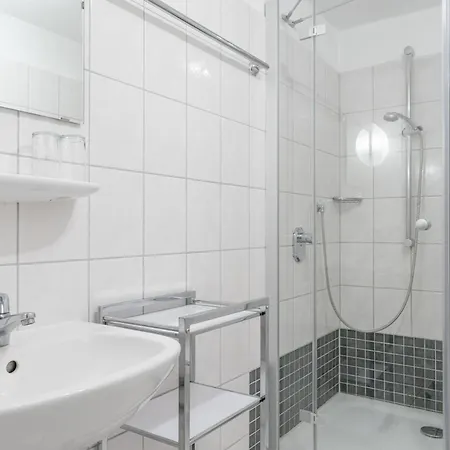 355, Seepark Apartment